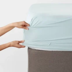 300 Thread Count Ultra Soft Fitted Sheet - Threshold -Threshold GUEST 1adac226 92d8 42b2 ad3d b54a70e3fa98