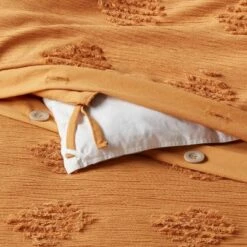 Tufted Diamond Crinkle Duvet Cover & Sham Set - Threshold™ -Threshold GUEST 25048e74 e0a9 4643 aa34 4d2f0df361d1