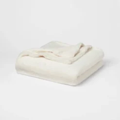 60"x80" Lush Faux Fur Bed Throw - Threshold™ 8 60"x80" Lush Faux Fur Bed Throw - Threshold™ -Threshold GUEST 401c2e9f a562 421f acb7 fd63e63d92e4