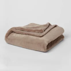 60"x80" Lush Faux Fur Bed Throw - Threshold™ 7 60"x80" Lush Faux Fur Bed Throw - Threshold™ -Threshold GUEST cbb5e81f 3c56 4c24 9009 ed4b66162aa8