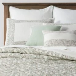 8pc Printed Floral With Border 8pc Comforter Set Green - Threshold™ -Threshold GUEST e18d381c 4ef5 4db6 9c41 37f96d8c495b